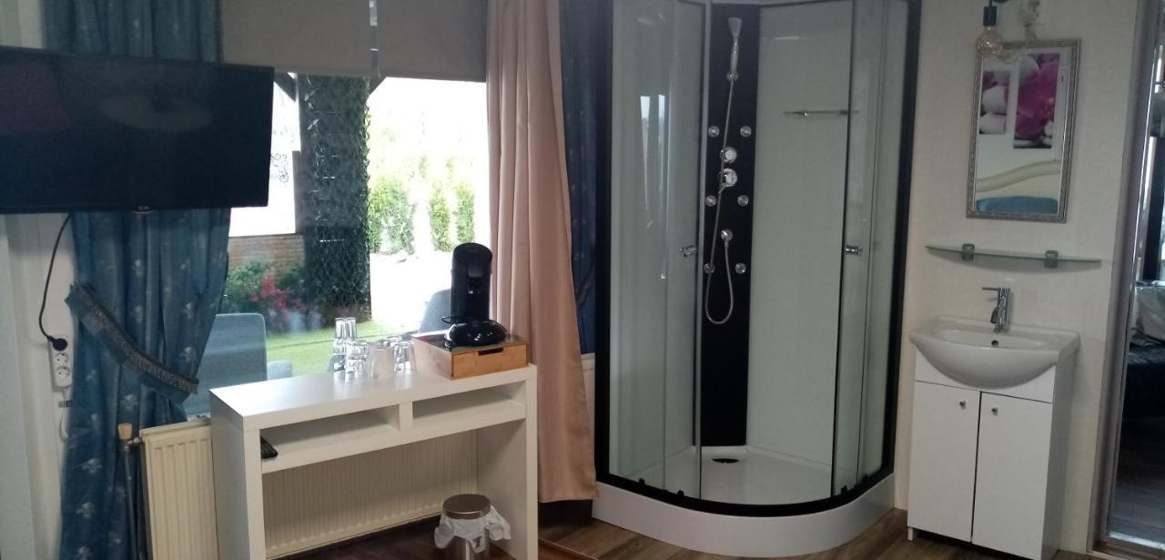 B&B Aan Het Water Earnewâld Εξωτερικό φωτογραφία
