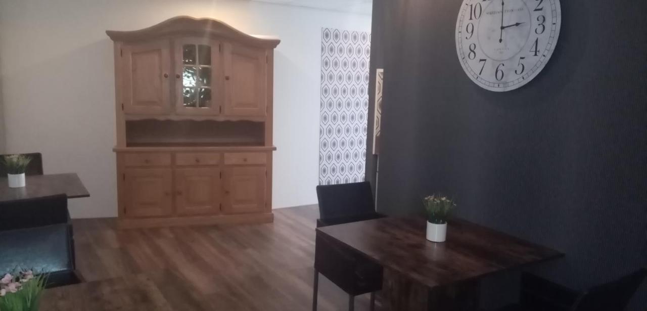 B&B Aan Het Water Earnewâld Εξωτερικό φωτογραφία